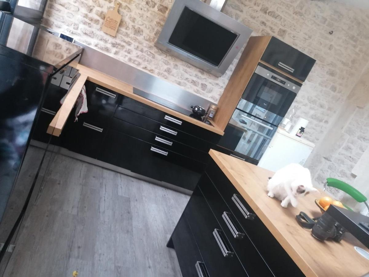 Belle Chambre D'Hote Pour 2 A 4 Personnes Daire Chef-Boutonne Dış mekan fotoğraf